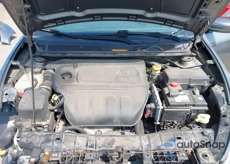 2013 Dodge Dart Sxt z USA, uszkodzony, nr VIN 1C3CDFBA4DD139559